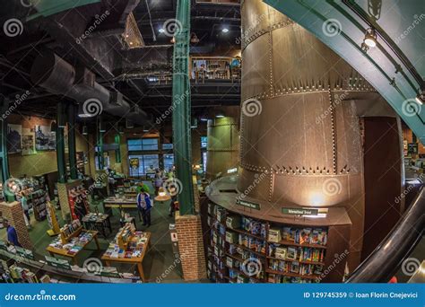 Inside of Barnes and Noble Bookstore, Baltimore, USA Editorial Stock