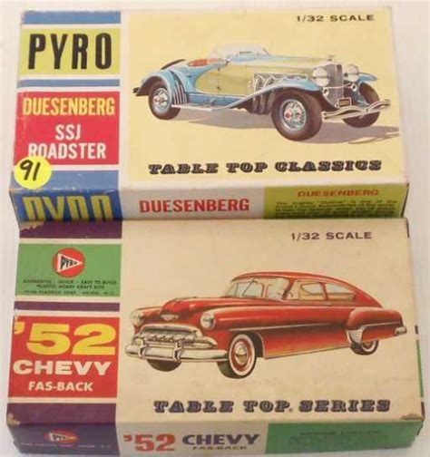 Pyro 132 Scale Model Car Kits
