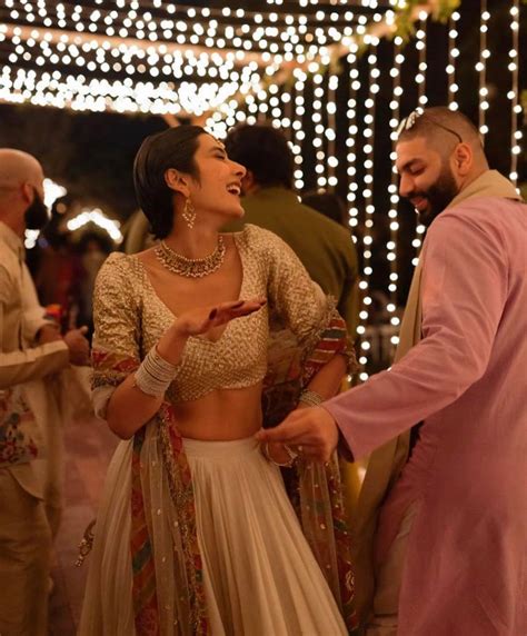 Pakistani Celebrity Weddings 2020 247 News What Is Happening Around Us