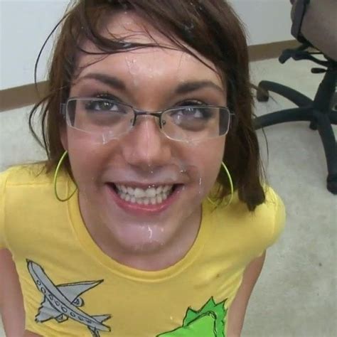 lisa gets cum on her glasses free youjiz mobile hd porn 45 xhamster