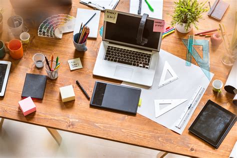 Why A Cluttered Desk Kills Your Productivity And How To Fix It