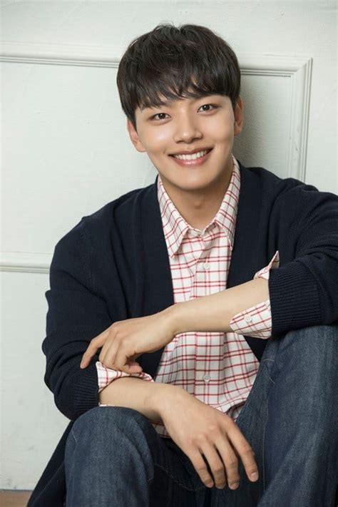 Yeo Jin Goo Talks About Working With Lee Se Young In “the Crowned Clown