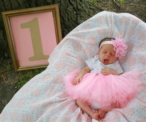 Amys Creative Pursuits One Month Old Baby Photo Shoot
