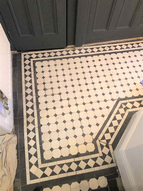 Original Edwardian Hallway Floor Tiles Restored In Finchley North