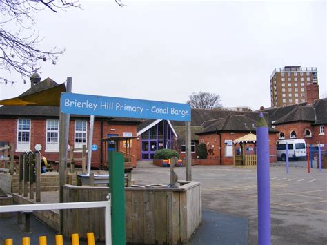 Brierley Hill Primary © Gordon Griffiths Geograph Britain And Ireland