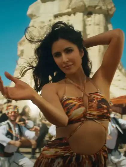 13 Katrina Kaif Hot Stills Leke Prabhu Ka Naam Song In Tiger 3 Just For Movie Freaks