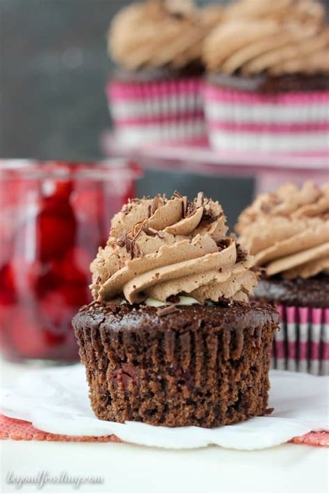I don't eat it as often as i'd like because i feel like i need some sort of a special after making the batter, you'll whip up some vanilla cream and a simple chocolate ganache. Chocolate Cherry Cream Pie Cupcakes - Beyond Frosting