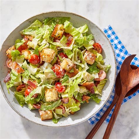 Recipe Blt Salad With Avocado And Everything Seasoned Croutons Blue Apron