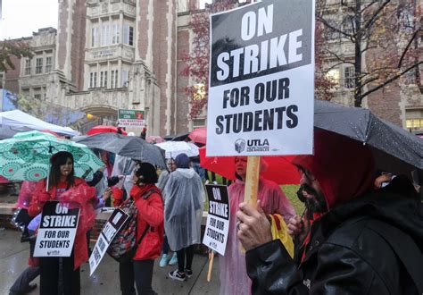 Teachers Take To The Picket Lines In Los Angeles Politico