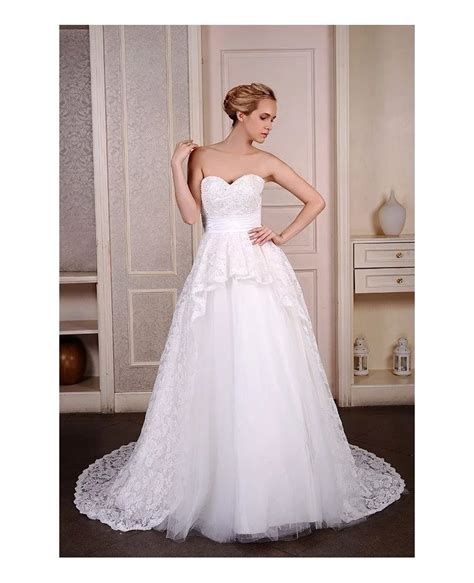 Ball Gown Sweetheart Court Train Tulle Wedding Dress With Beading