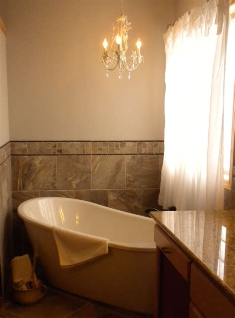 These homeowners chose to replace a corner jetted tub with this