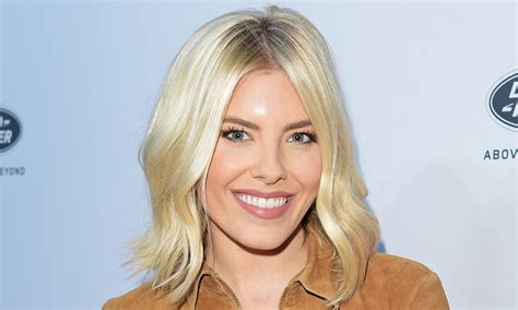 17 Long Bob Hairstyles To Inspire Your Next Haircut In