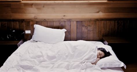 5 Effective Ways To Get Your Ass Out Of Bed Pronto Herie
