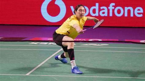 She is specialized in women's single. PBL 2018: Sung Ji Hyun beats Carolina Marin in dramatic ...