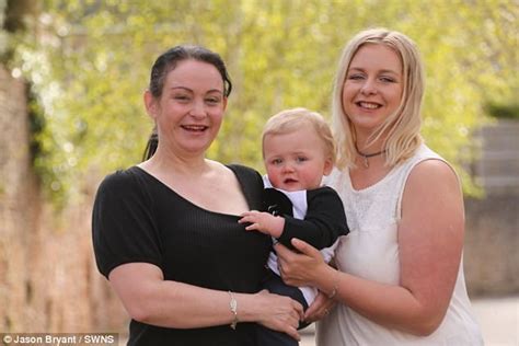 Somerset Woman Gives Birth To Her Brother As A Surrogate