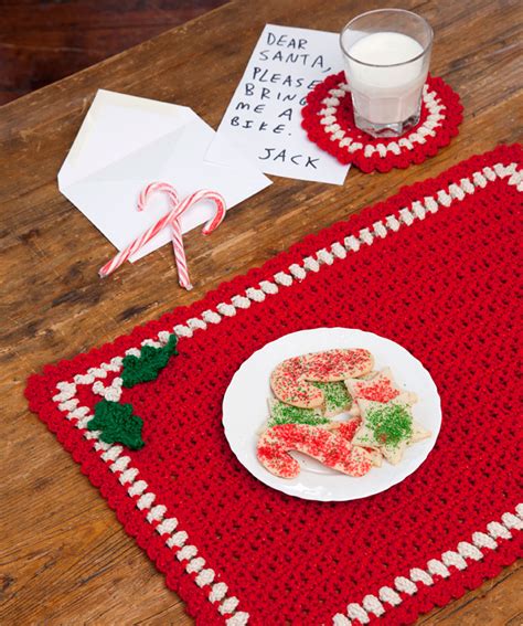 Quilted table runners and placemats. Christmas Placemat Set Free Crochet Patterns