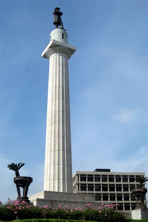 New Orleans Cbd Lee Circle Robert E Lee Monument Flickr