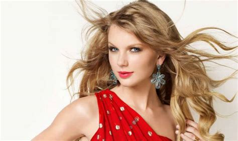 Taylor Swift Named Highest Earning Musician Of 2015