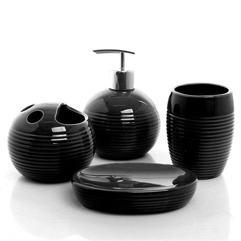 Empire Home Ribbed 4 Piece Bathroom Accessory Ceramic Set