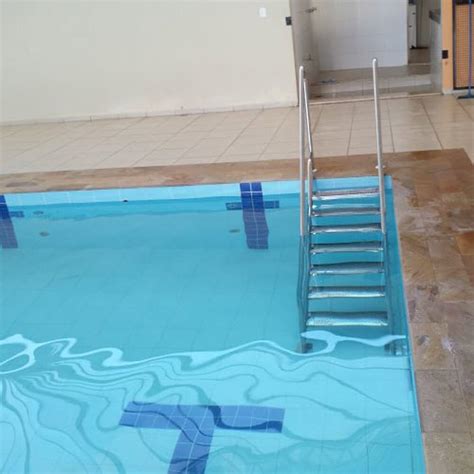 Escada Para Piscina Idosos