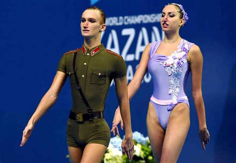 Russian Synchronized Swim Team Looks Like Soviet Androids From The Future R Pics