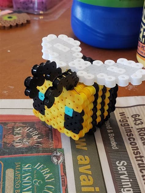 Minecraft perler beads bee 3D | Plantillas hama beads, Hama beads, Hama