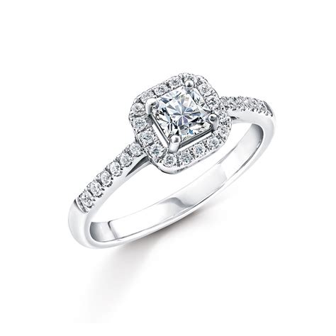 Wedding rings are used in different cultures and traditions from around the world. Engagement Ring - Poh Kong
