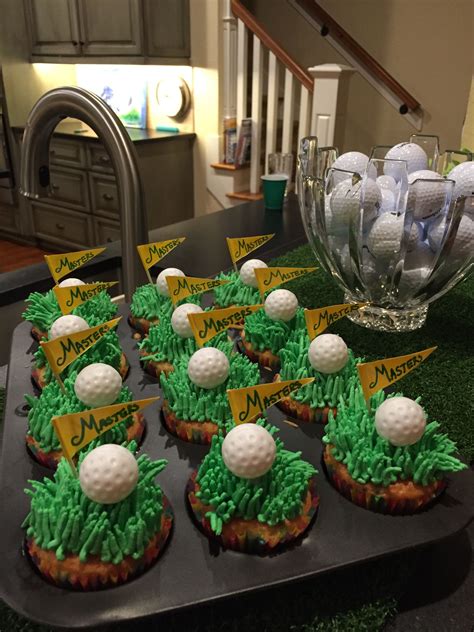 Pin By Linda James On Masters Party Masters Party Table Decorations