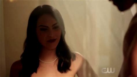 Riverdale Archie And Veronica Shower Scene Hot Youtube