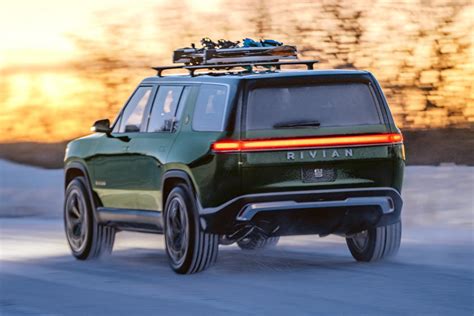 Everything You Should Know About The Rivian R1s Suv Carbuzz