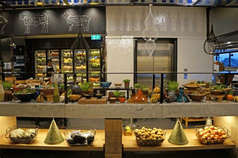 Calling All Foodies - Get A Taste Of The Gold Coast With This