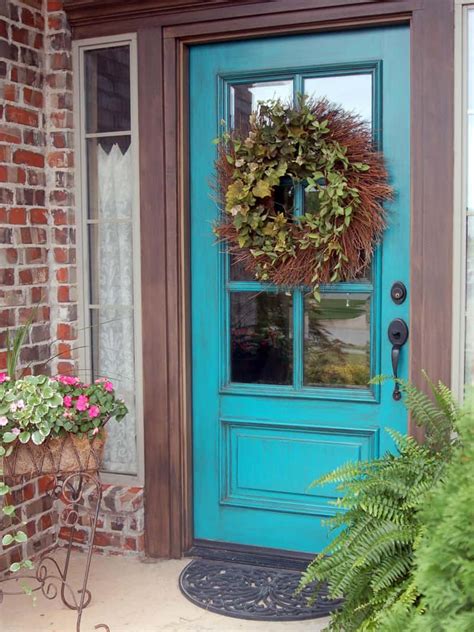 I wish the home was painted white… then the. Choose The Best Color for Your Front Door!