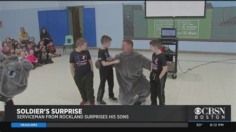 soldier dad surprises sons at rockland elementary school youtube