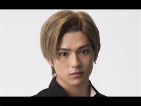 The site owner hides the web page description. 【噂】千葉真一の息子で俳優の真剣佑（19）が14歳で37歳女と ...