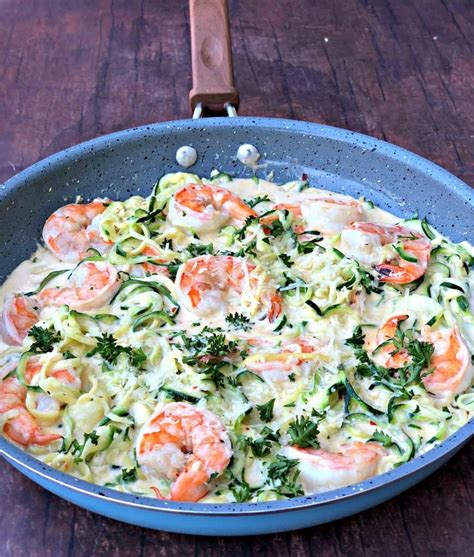 This broccoli shrimp alfredo recipe is lightened up using a homemade cauliflower alfredo sauce thats so creamy and delicious ! Keto Low-Carb Creamy Garlic Shrimp Alfredo Zucchini ...