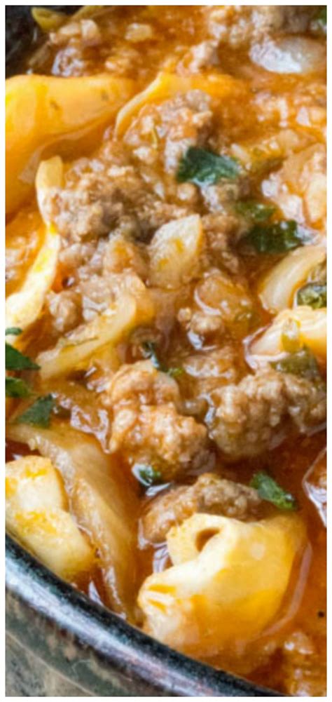 Pour the tomato sauce evenly over the top of the cabbage rolls. Crock Pot Low Carb Un-Stuffed Cabbage Roll Soup | Recipe ...