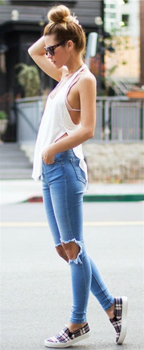 30 Ripped Jeans Outfit Thatll Make You Want To Wear Every Day Ecstasycoffee