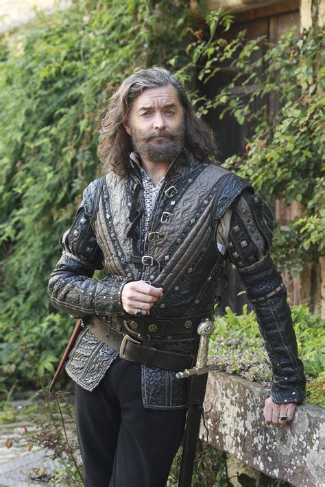 Galavant - king Richard | Medieval fantasy clothing, Fantasy clothing, Medieval clothing