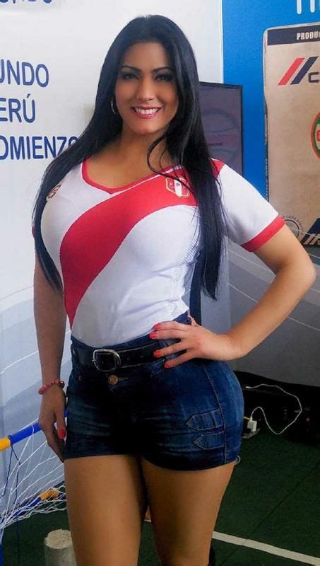Las Chicas Peruanas Son Mas Bellas Con La Camiseta De Fútbol De Perú Página 2 Foros Perú