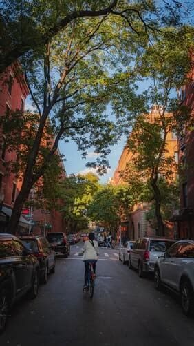 Best Places to Live in Queens in 2020 - Twin Brothers Movers