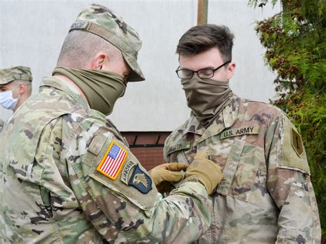 Dvids Images Three 1st Infantry Division Forward Soldiers Receive