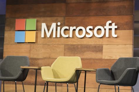 Microsoft Stock Fails To Hold Monthly Value Level