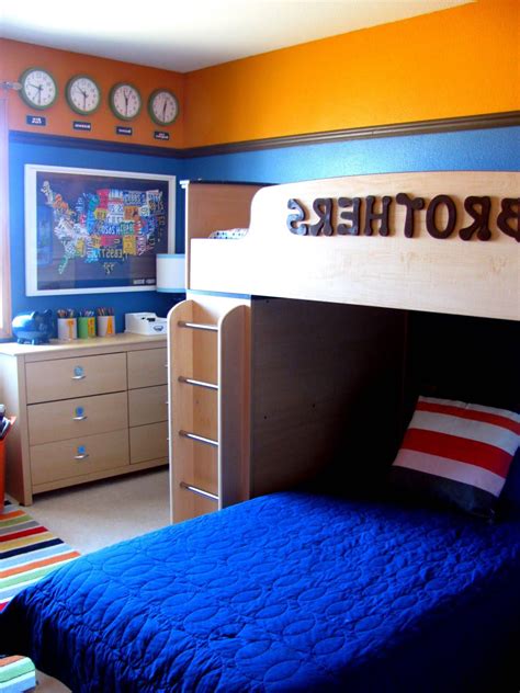 Awesome boys bedroom ideas pictures by pinterest for tween, 10, 9, 8, 7, 6, 4, 3, 5 year old with small rooms on a budget. Appealing And Creative Boys Room Paint Ideas For A Good Boy