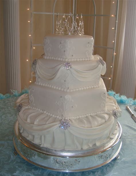 Hexagon And Round 4 Tier Elegant Wedding Cake