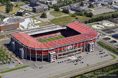 'we gaan niet in de slachtofferrol zitten'. Stadion FC Twente door werkzaamheden minder goed ...