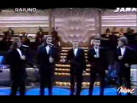 Angoli diversi 2008 strumenti 1996 neri per caso 2.0 2016 we love the beatles 2019 arrivedorci (feat. Neri per caso - Le ragazze - YouTube