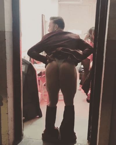 All The Hottest Pictures Of Singer Olly Murs From Naked Selfies To
