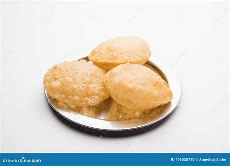 Plate Full Of Fried Indian Poori Or Puri Stock Photo Image Of Cooking