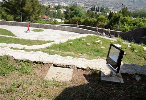 Struktura kompleksa je podijeljena u četiri povezane cjeline; Mostar /Zaštićeni nacionalni spomenik BiH: Obnavlja se ...