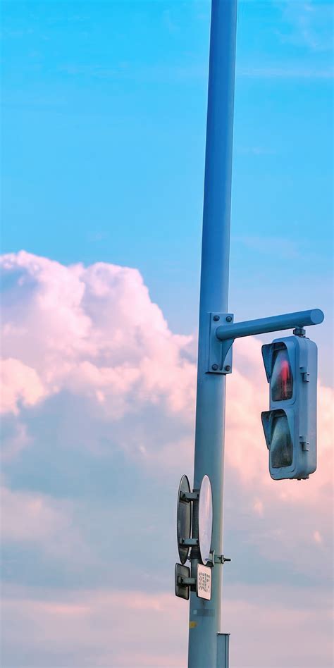 1080x2160 Traffic Light Pole In The Dreamlight One Plus 5thonor 7x